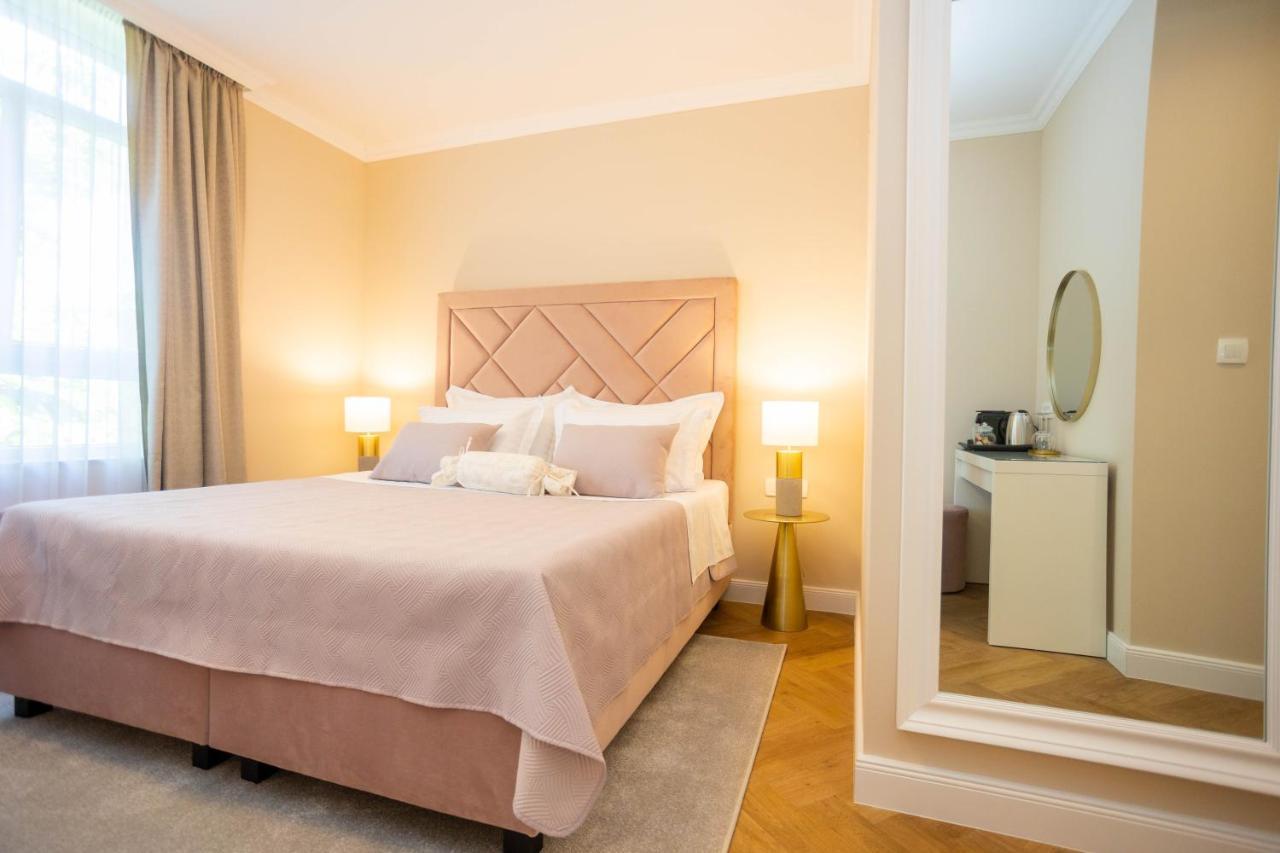 And Style Luxury 2 Bed and breakfast Split